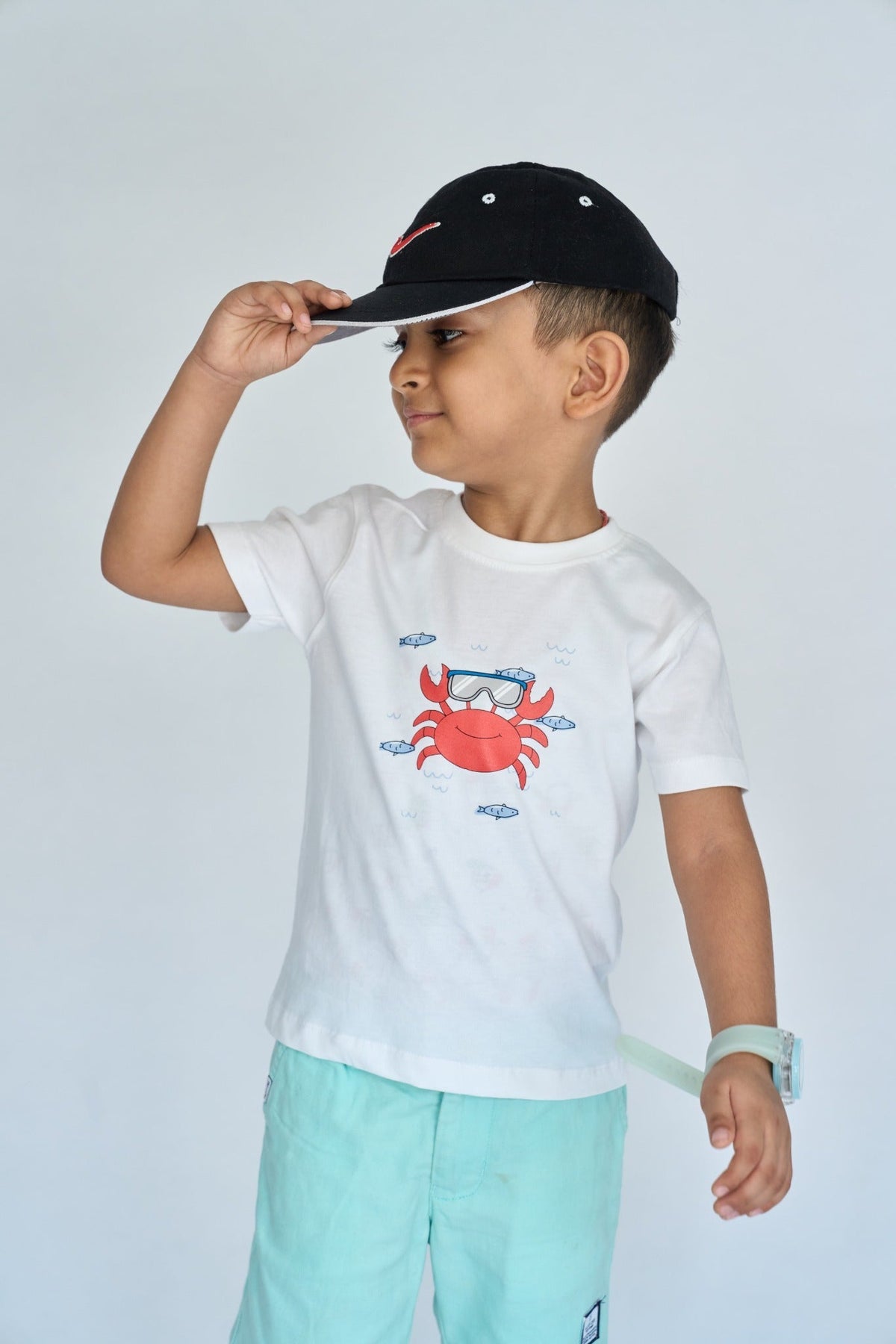 CLASSIC ROUND NECK TSHIRTS